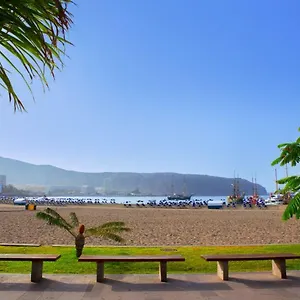 https://royal-stylish-sea-view.in-canary-islands.com